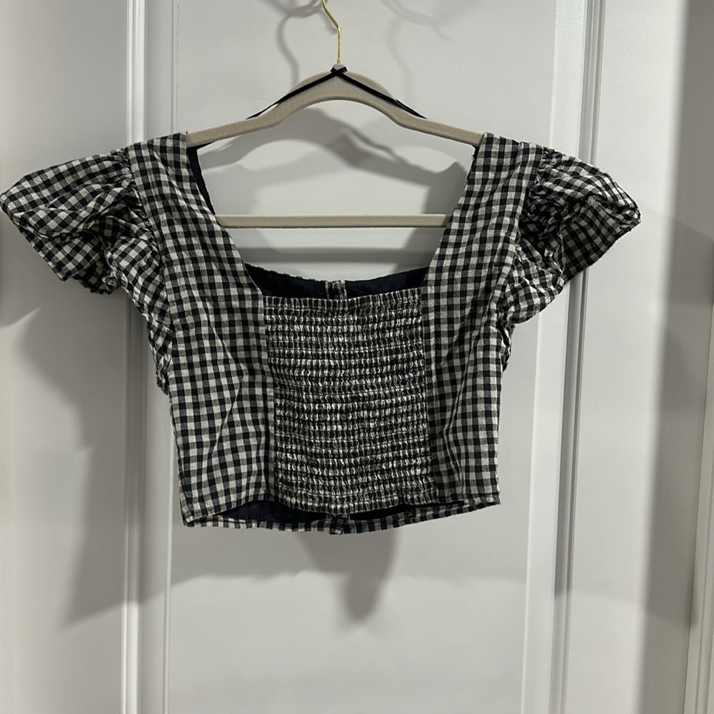 Urban Outfitters Gingham Button Down Ruffle Cap Sleeve Top - Picture 7 of 8